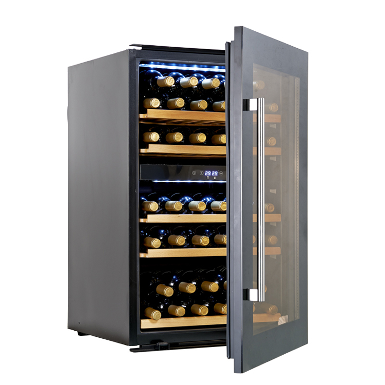 Thermostat wine cabinet with built-in compressor