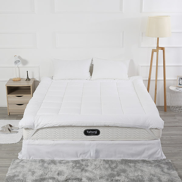 Goose plush mattress pad