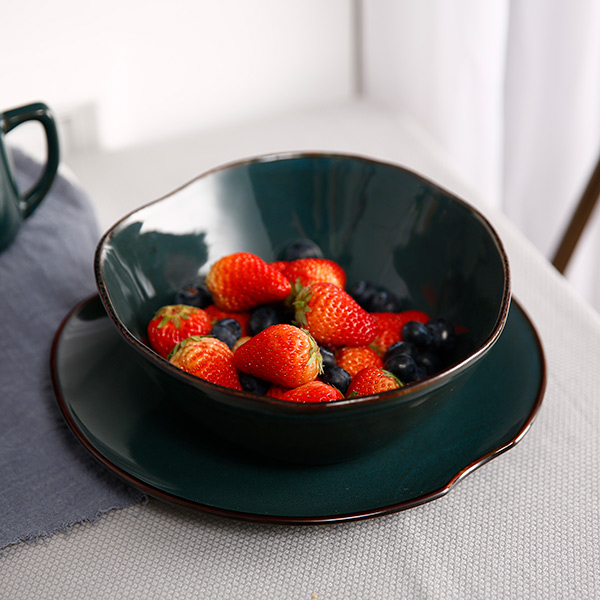 Two-tone dark blue ceramic tableware