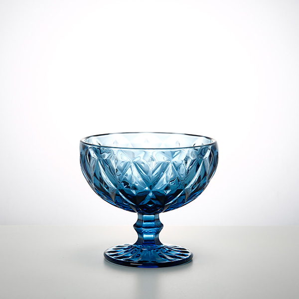 Blue diamond crystal cup set